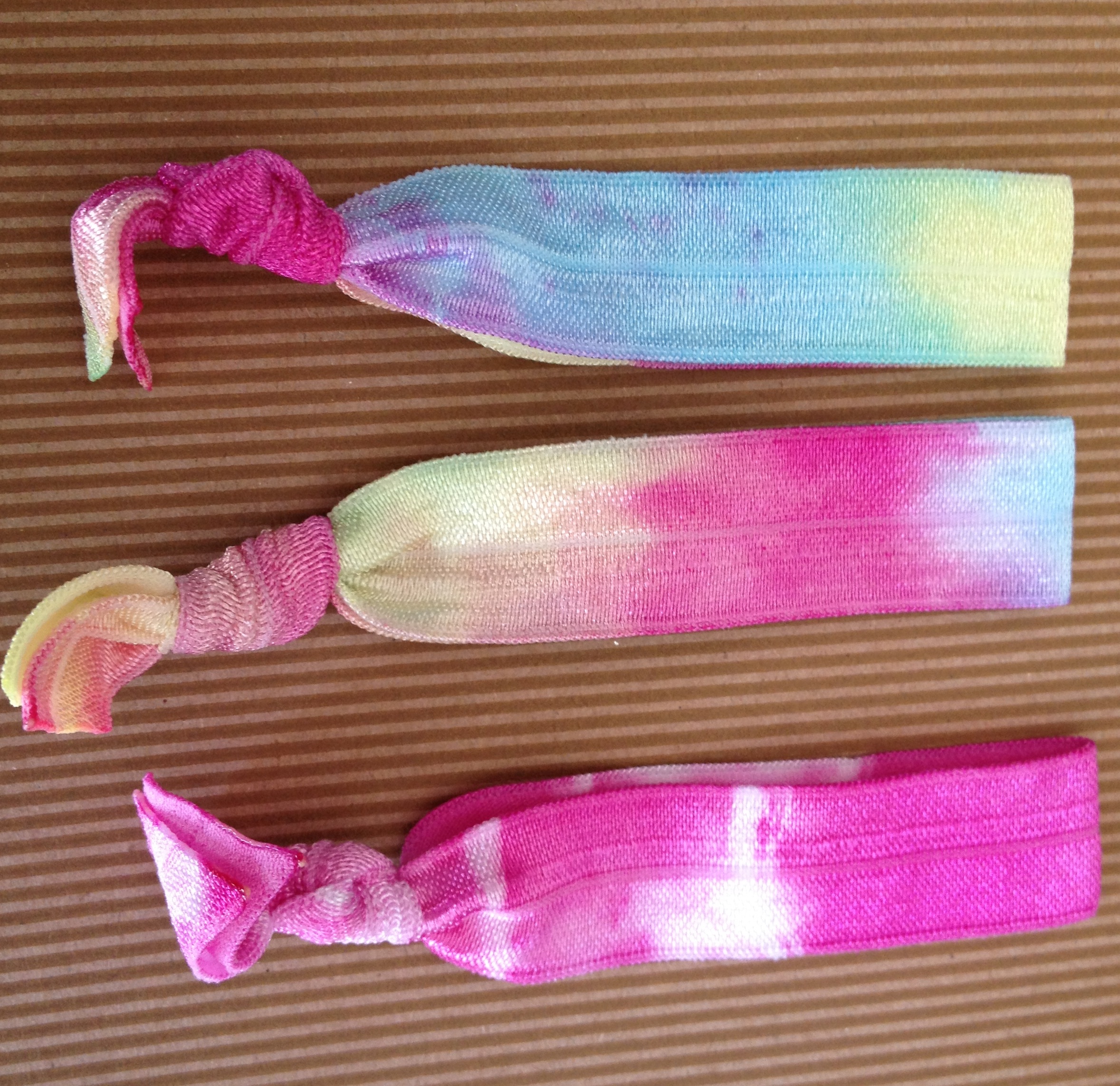 Tie Dye Elastic Hair Ties (and Bracelets) on Luulla